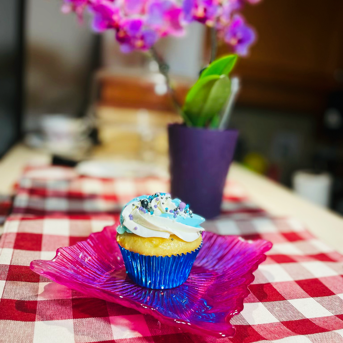 Birthday Bliss: Vanilla Cream Cheese Frosting Cupcake (Nut-Free)